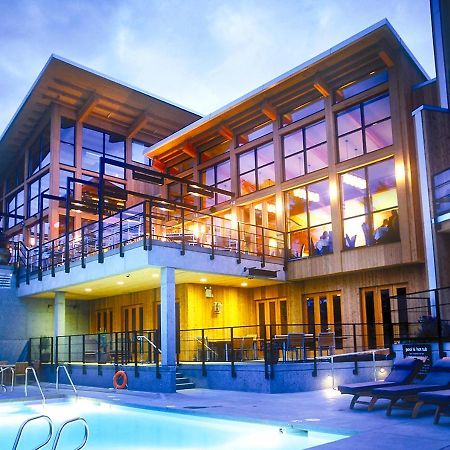 Brentwood Bay Resort & Spa Esterno foto