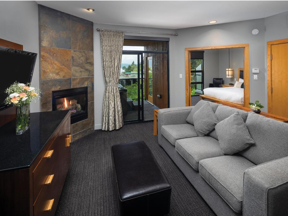 Brentwood Bay Resort & Spa Esterno foto