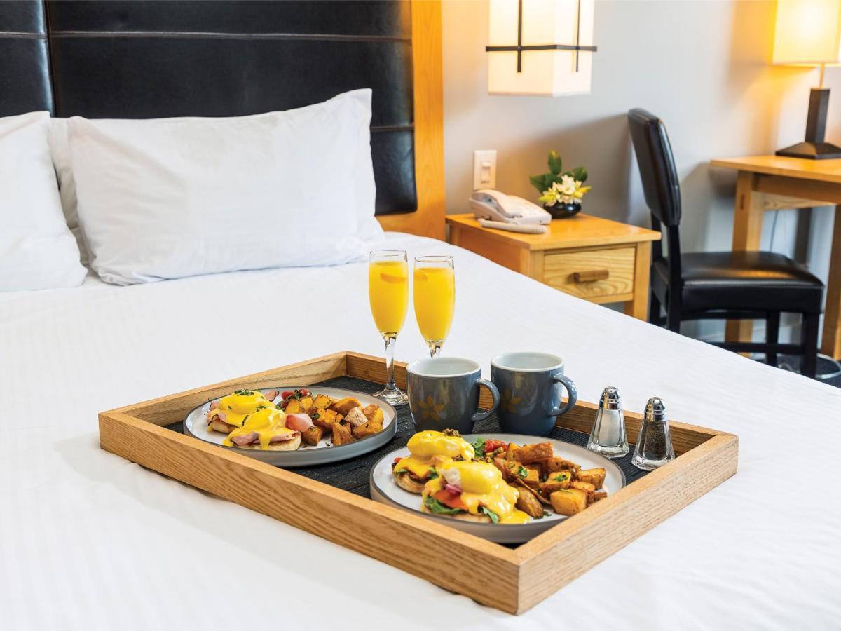 Brentwood Bay Resort & Spa Esterno foto