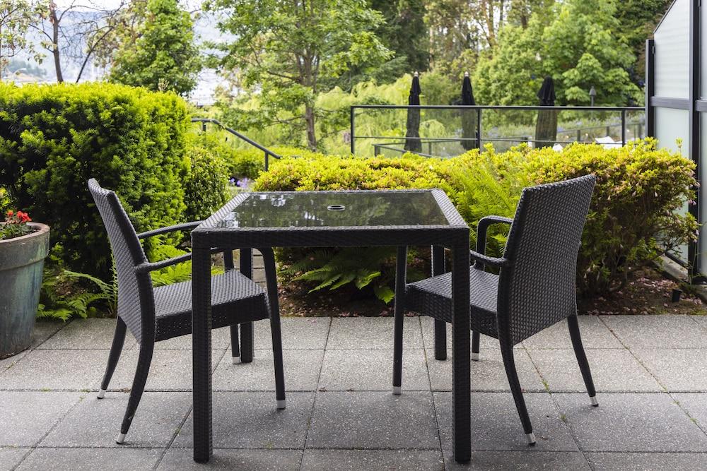 Brentwood Bay Resort & Spa Esterno foto