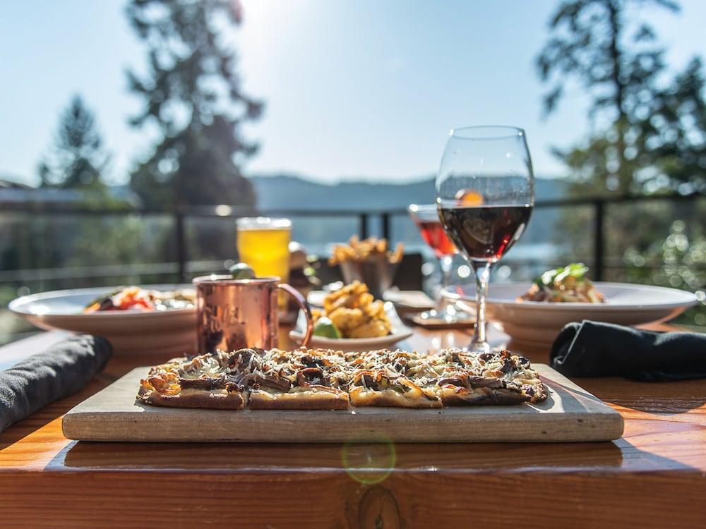 Brentwood Bay Resort & Spa Esterno foto