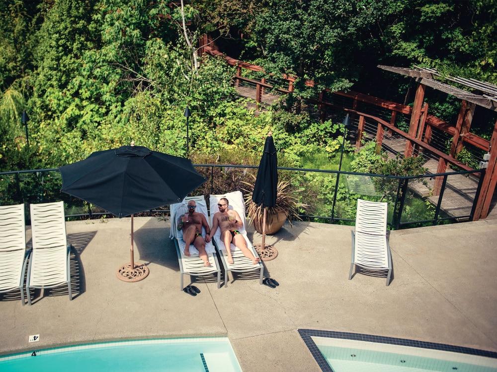 Brentwood Bay Resort & Spa Esterno foto