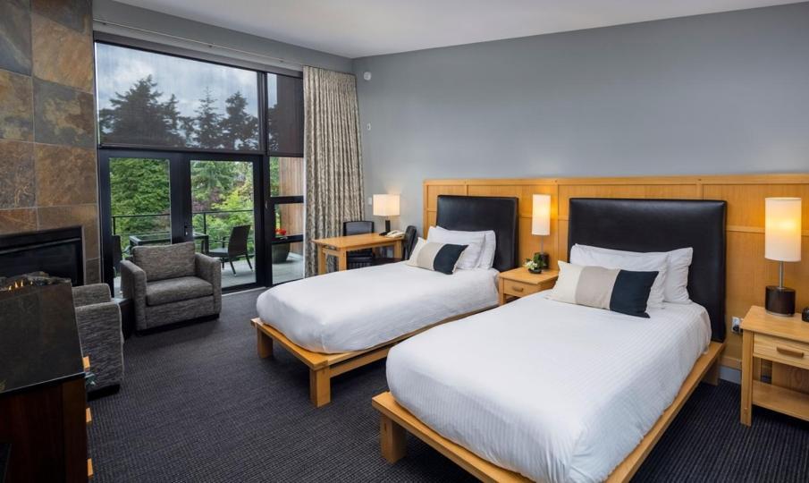 Brentwood Bay Resort & Spa Esterno foto